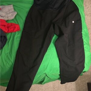 Women’s figs maternity scrub pants